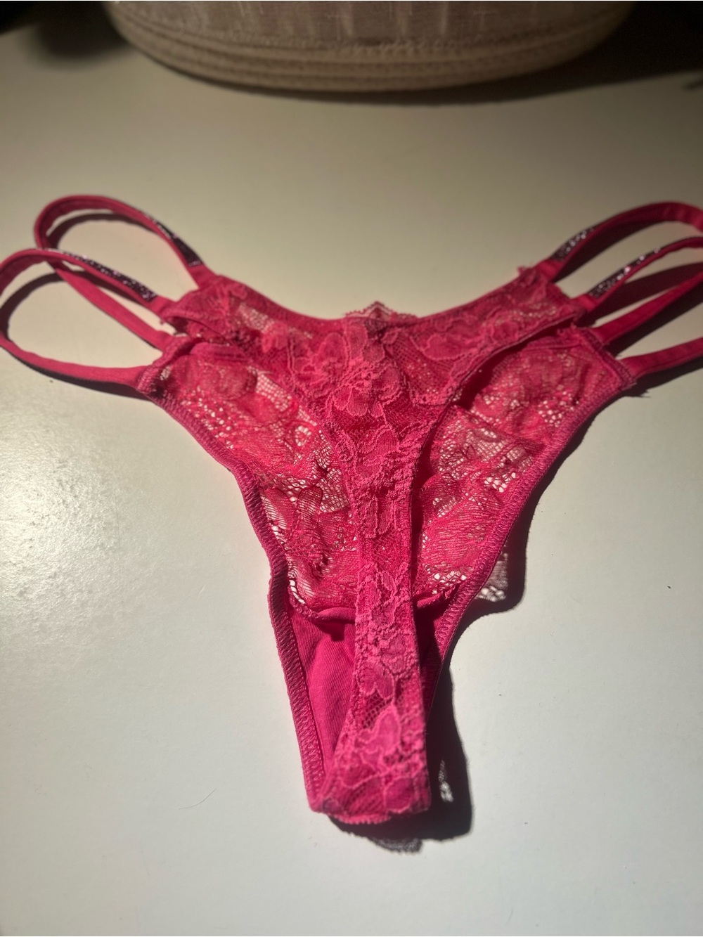 Victoria's Secret- Hot Pink